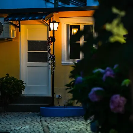 Apartamento Plava Kuca Carsije Old Town Newly Renovated *