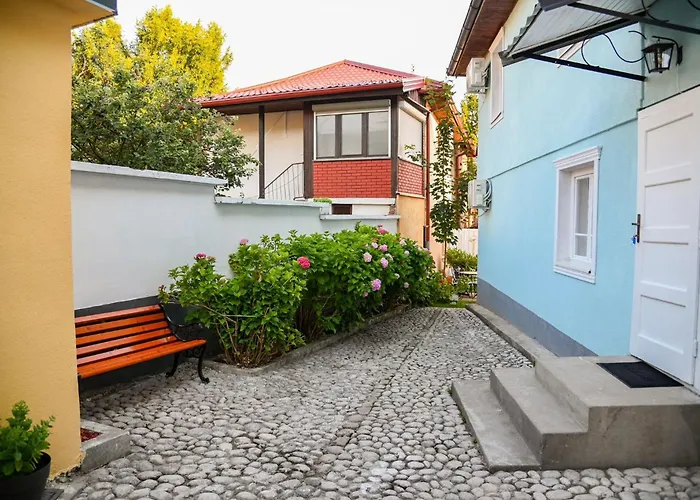 Blue House Carsija Old Town Free Parking Apartament